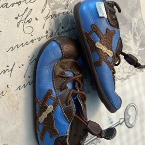 Boys 12-18 months Robeez Tredz